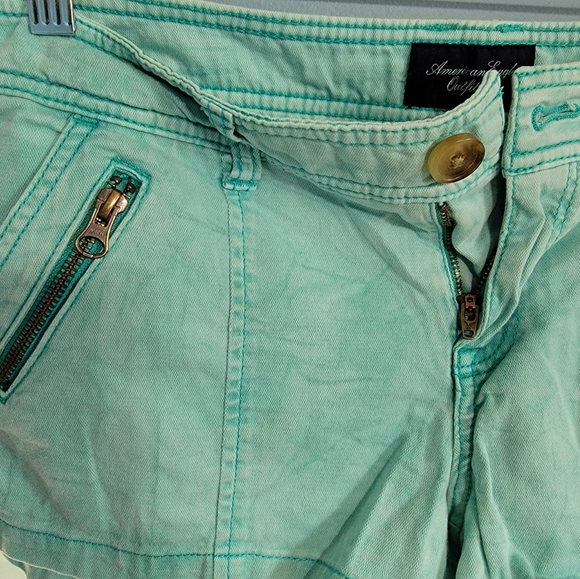 Women American Eagle shorts - Picture 3 of 5